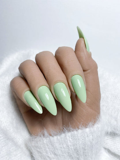 104 - Mint Buttercream | Koko & Claire Gel Polish