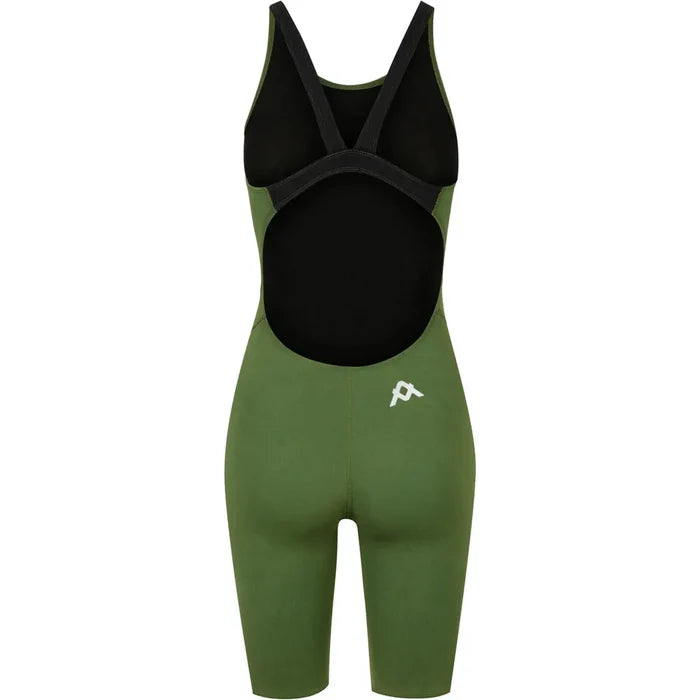 Green Amanzi Women's Memphis Active Kneesuit, close-up of the fitted wetsuit showcasing flexible material and sleek design.