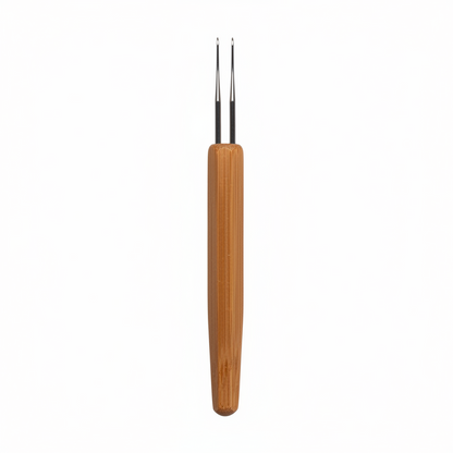 Annie Dreadlocks Crochet Needle 2 Hook 0.75mm, 1 Count, Wood