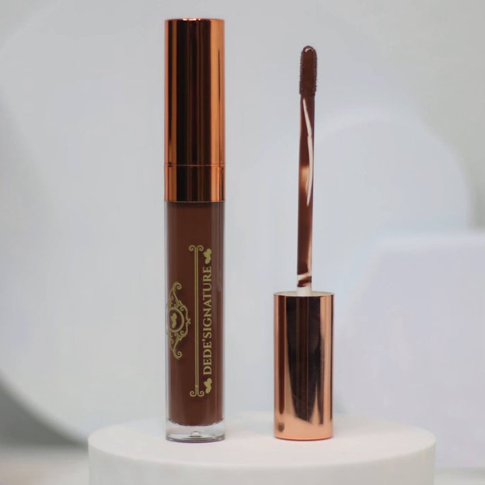 “BLACK MAGIC” STAY IN PLACE MATTE LIPSTICK