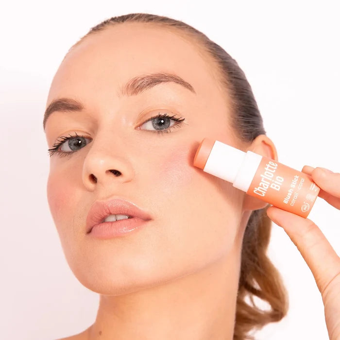 Blush en stick effet bonne mine Charlotte Bio