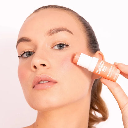 Blush en stick effet bonne mine Charlotte Bio