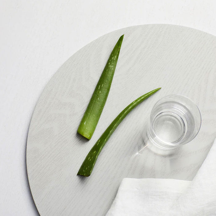 Aloe vera & glass of water