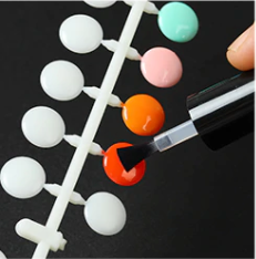 COLOR DOTS mit Klebepunkten
