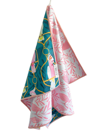 crae home towel, bouffant hand towel, reversible hand towel, colorful towel, decorative hand towel, kitchen towel, bath towel, illustrated towel, cotton hand towel, giftable home linens