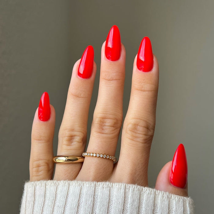 DND Diva Gel & Nail Polish - DIVA Red #160