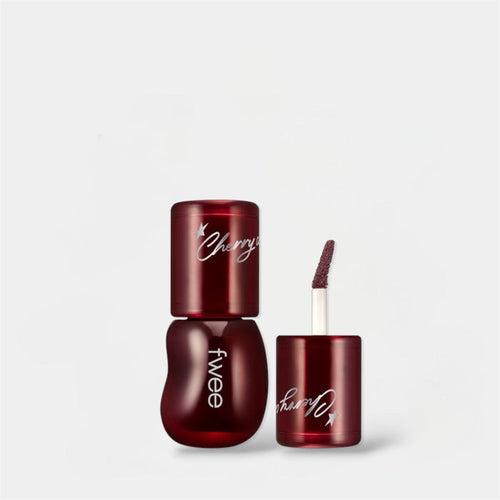 FWEE 3D Volumizing Gloss 5.3g - CHERRY COLA 70% ملمع الشفاه ثلاثي الأبعاد من FWEE - بنكهة الكرز والكولا 70% - Princess Cosmetics Qatar