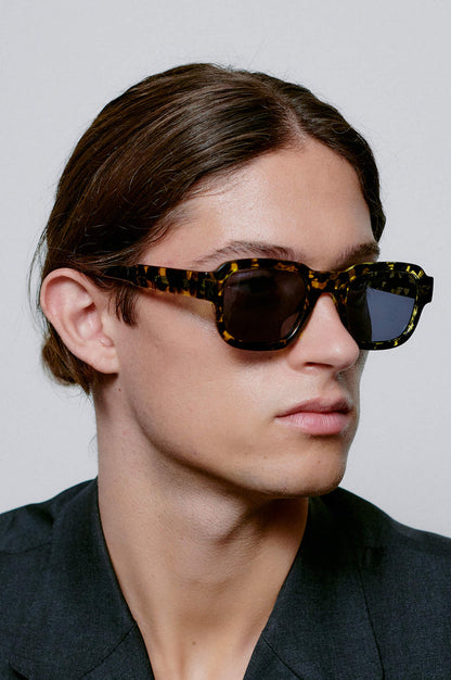 Halo Sunglasses Black/Yellow Tortoise
