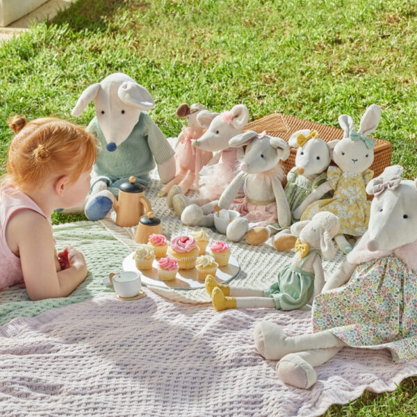 Jiggle & Giggle Mia Bunny