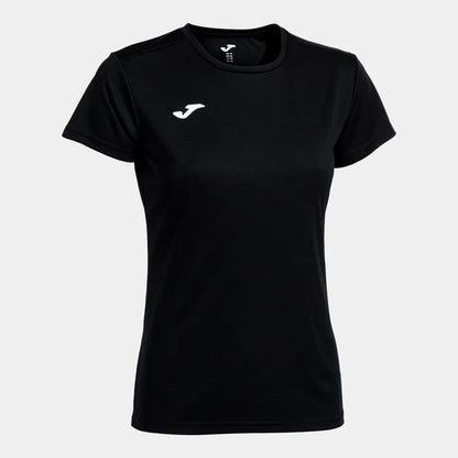 Black Joma girls' Combi T-shirt, a comfortable casual T-shirt for girls, featuring the Joma brand logo and soft fabric.