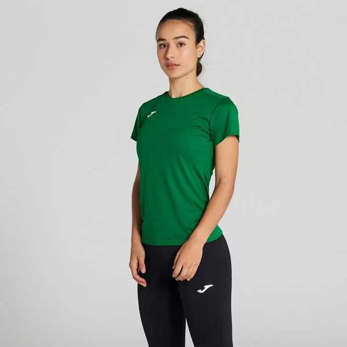 Joma girls' green Combi T-shirt, casual short-sleeve top with logo, made of soft fabric for comfortable wear.