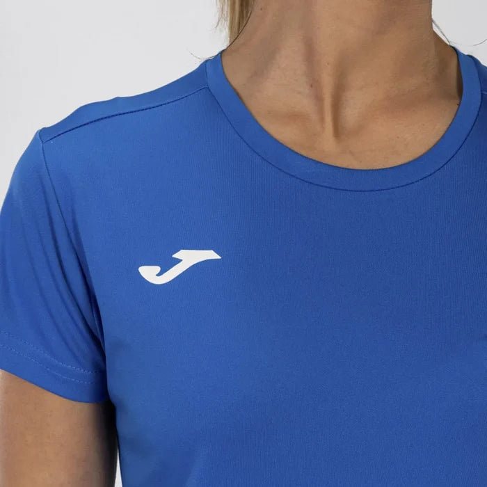 Joma girls' royal Combi T-shirt, casual short-sleeve top with crew neckline, made for comfortable everyday wear.