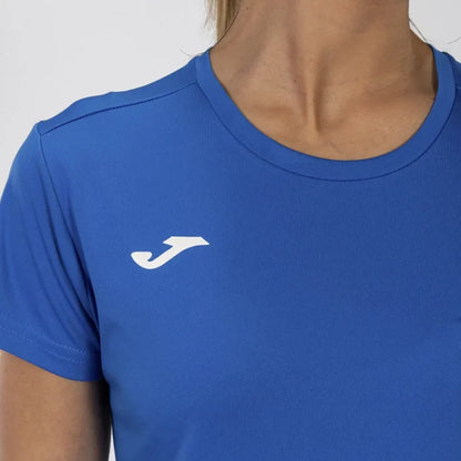 Joma girls' royal Combi T-shirt, casual short-sleeve top with crew neckline, made for comfortable everyday wear.