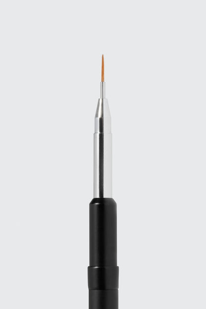 Medium Liner Brush