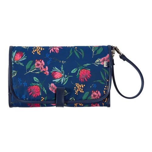 OiOi Nappy Clutch - Navy Botanical