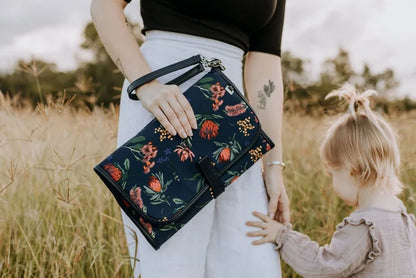 OiOi Nappy Clutch - Navy Botanical