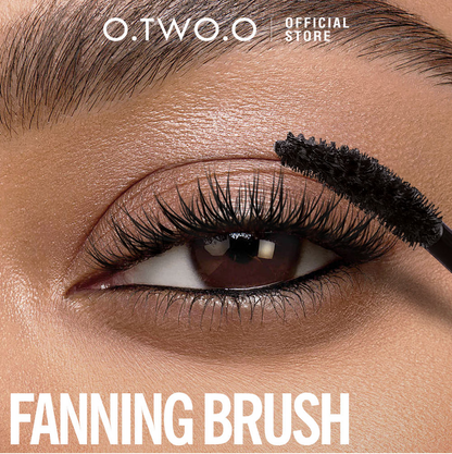 O.TWO.O HAUTE ULTRA THICK AND CURLING MASCARA