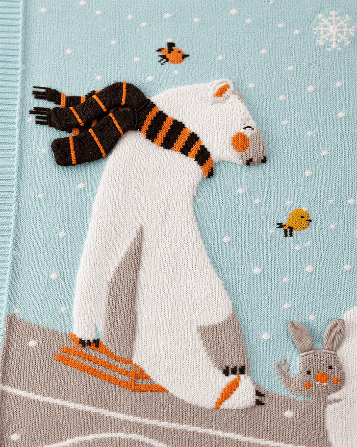 Polar Bear Ski - Organic 3D Jacquard Sweater Knit Baby Blanket Detail