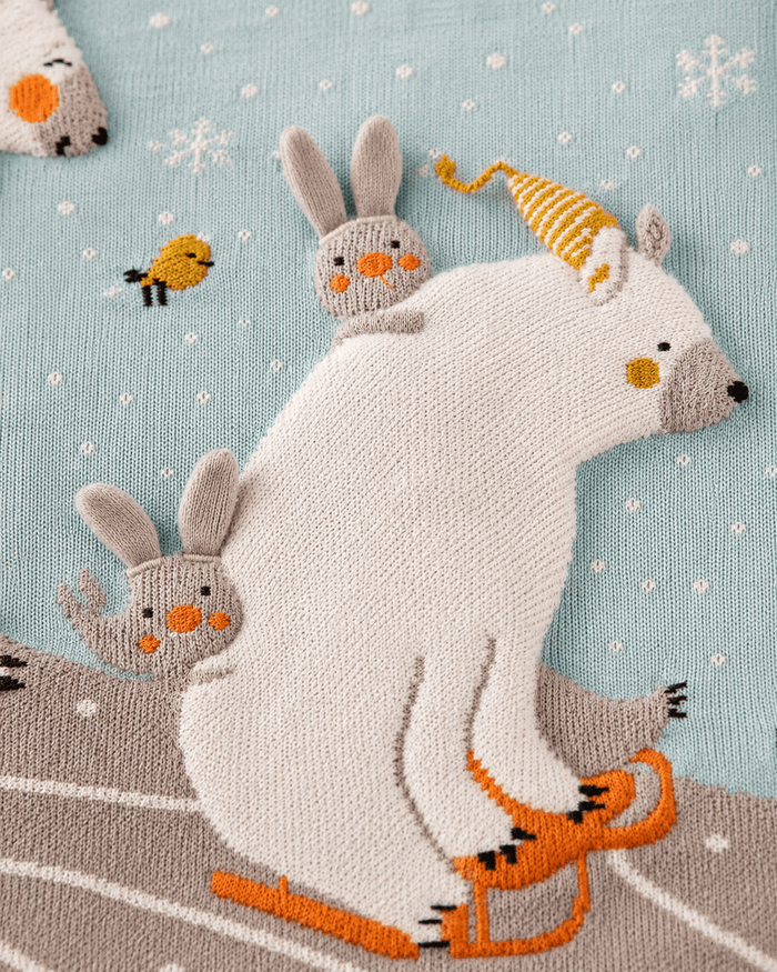 Polar Bear Ski - Organic Cotton 3D Jacquard Sweater Knit Baby Blanket Texture