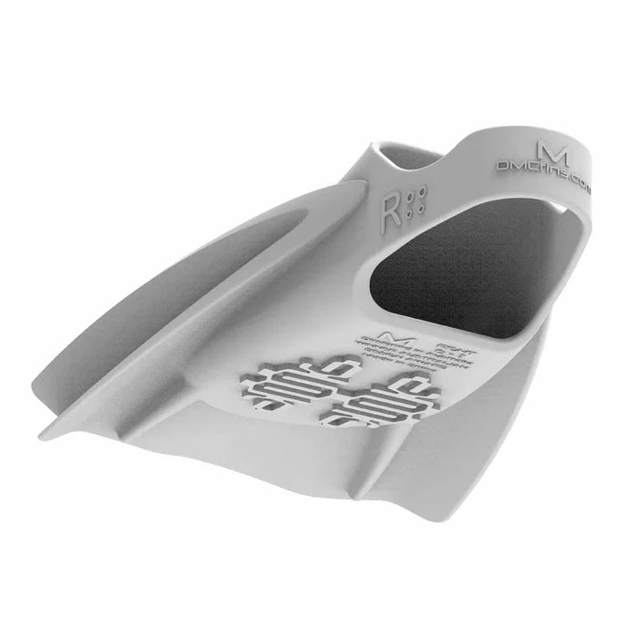 Speedo DMC Elite fins in white, lightweight swim fins for training and snorkeling, shown in a close-up image.