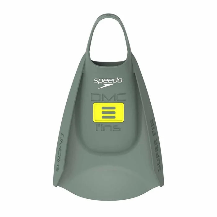 Speedo DMC Super Fins in green, lightweight swimming fins with open-heel design, ideal for training and snorkeling.